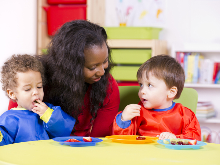 Child Eating Routine Creating good mealtime routines